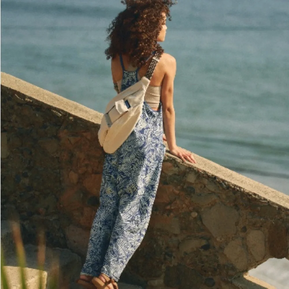💙Free People Hot Shot Onesie-(Size-Small, Color Printed Blue)💙 - Picture 3 of 6